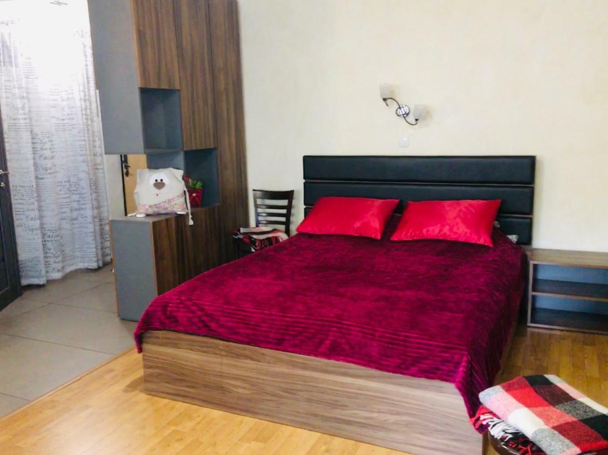 Peremohy Avenue 17 Apartment Kiev Luaran gambar